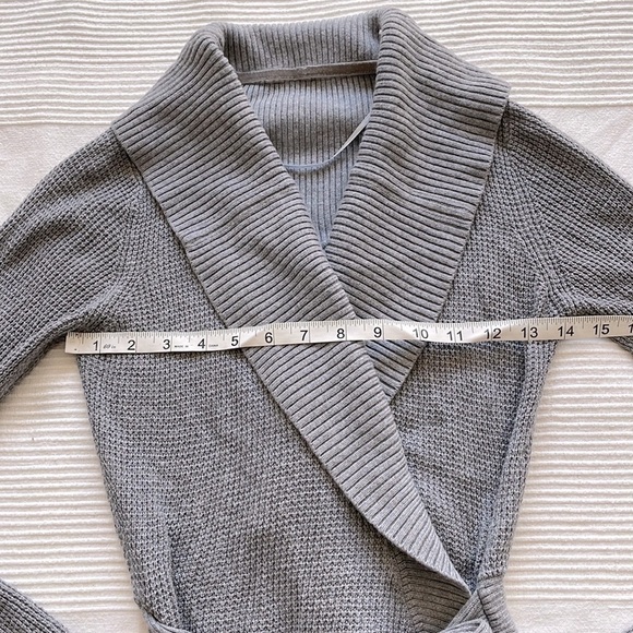 Lululemon Gray Knit Wrap Cardigan Sweater Size XS - Picture 5 of 7